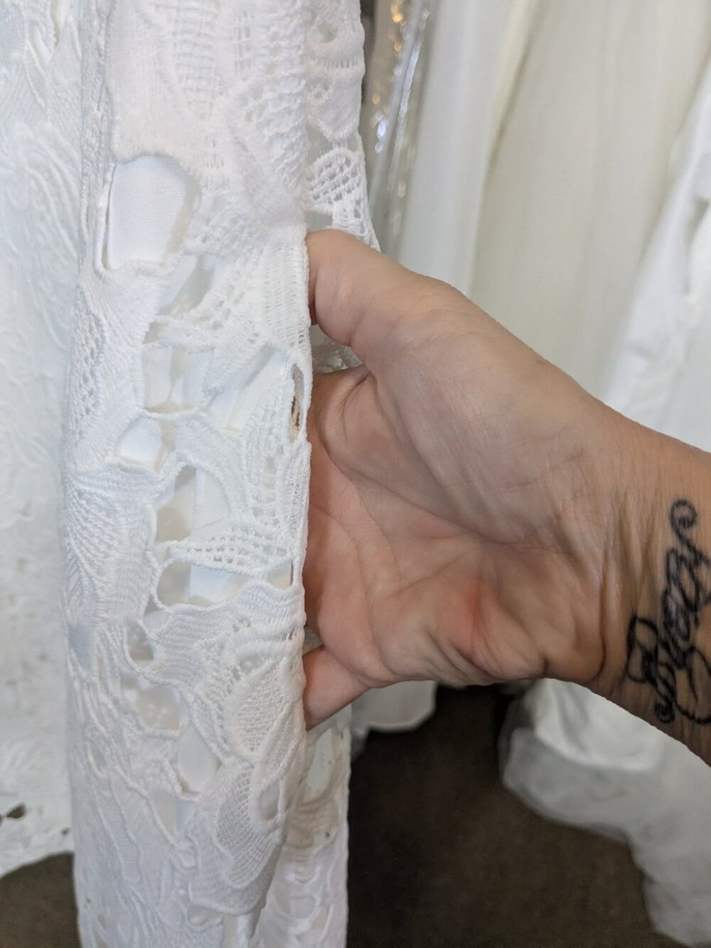 NWOT Lulus Divine Beauty White Lace Midi Dress With Pockets Size M - Picture 7 of 9